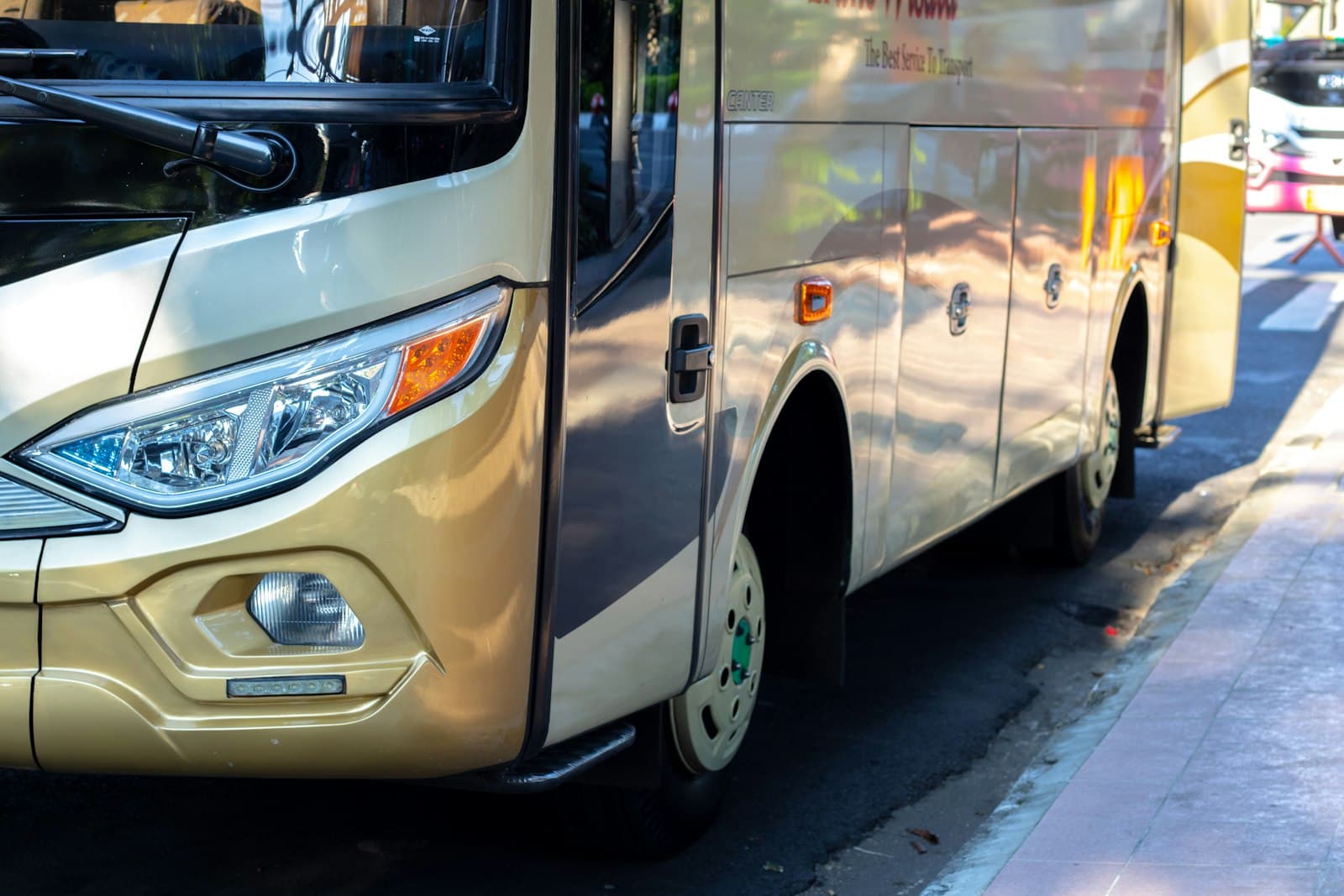 Bus / Passenger
